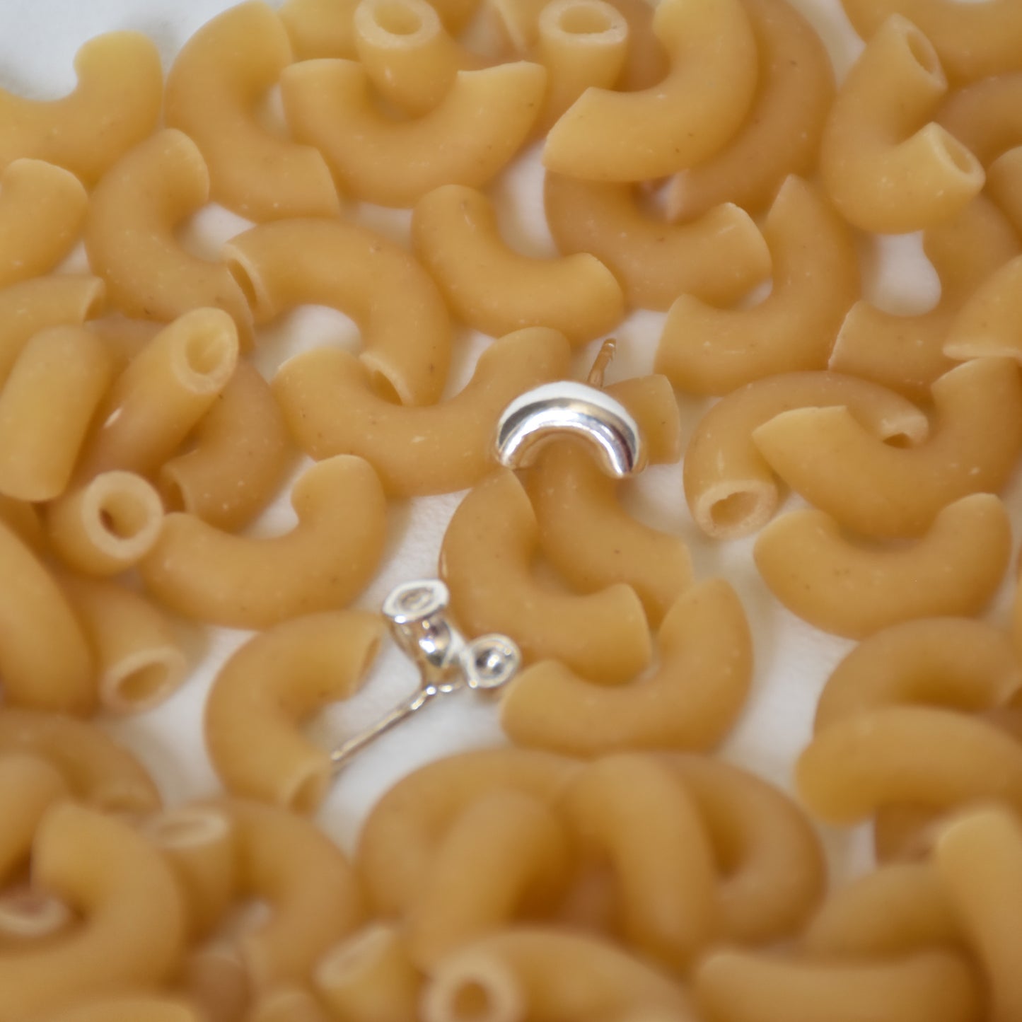 MACARONI